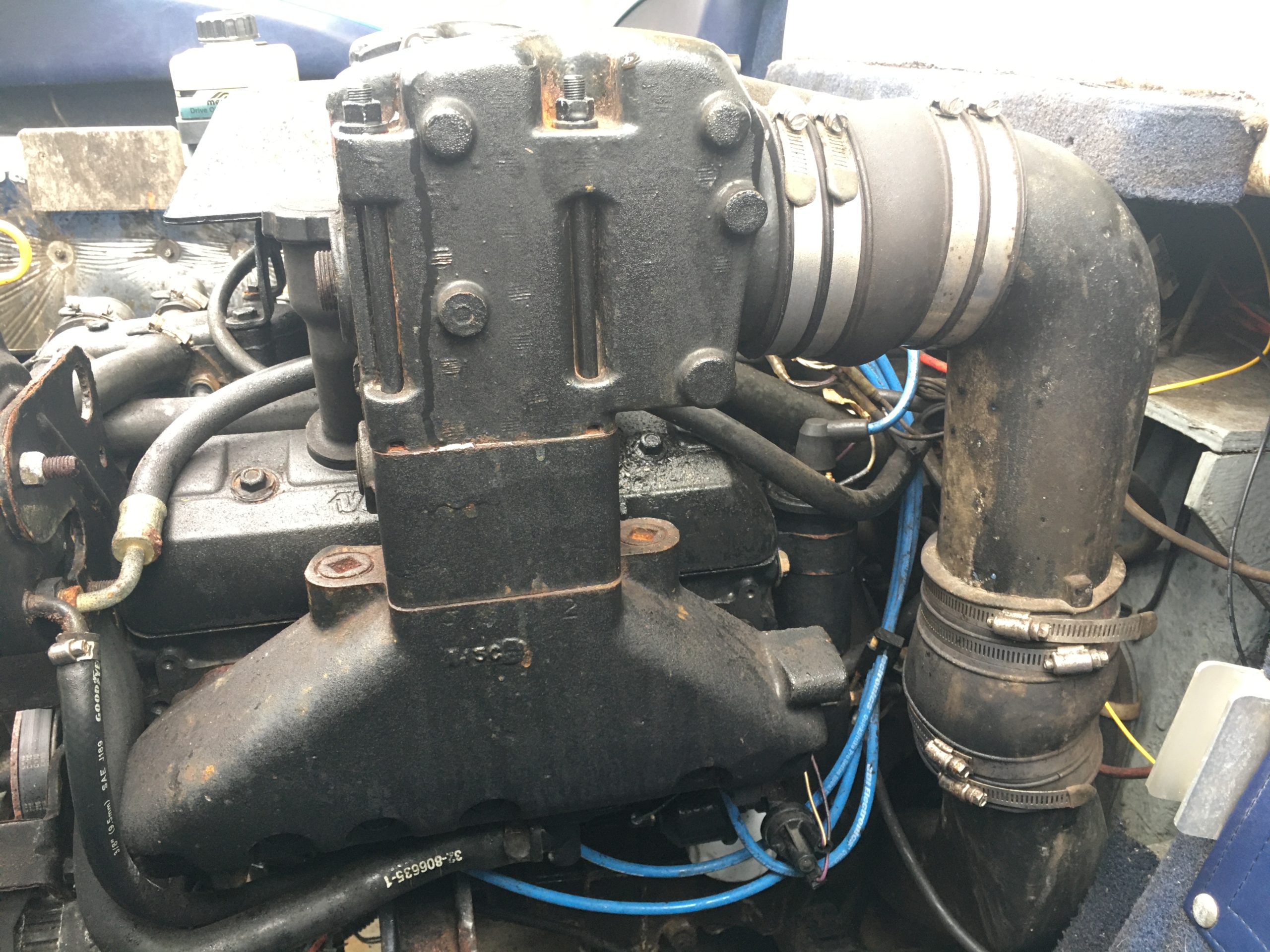 How To Replace Risers And Manifolds On A 4.3l Mercruiser Engine ...